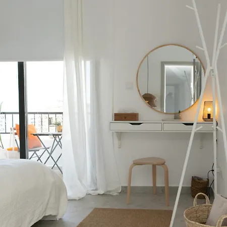 Makom - 1 Bed Boutique Apartment Larnaca