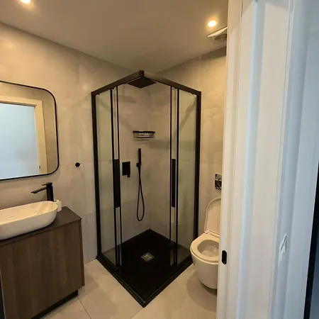 Makom - 1 Bed Boutique Larnaca